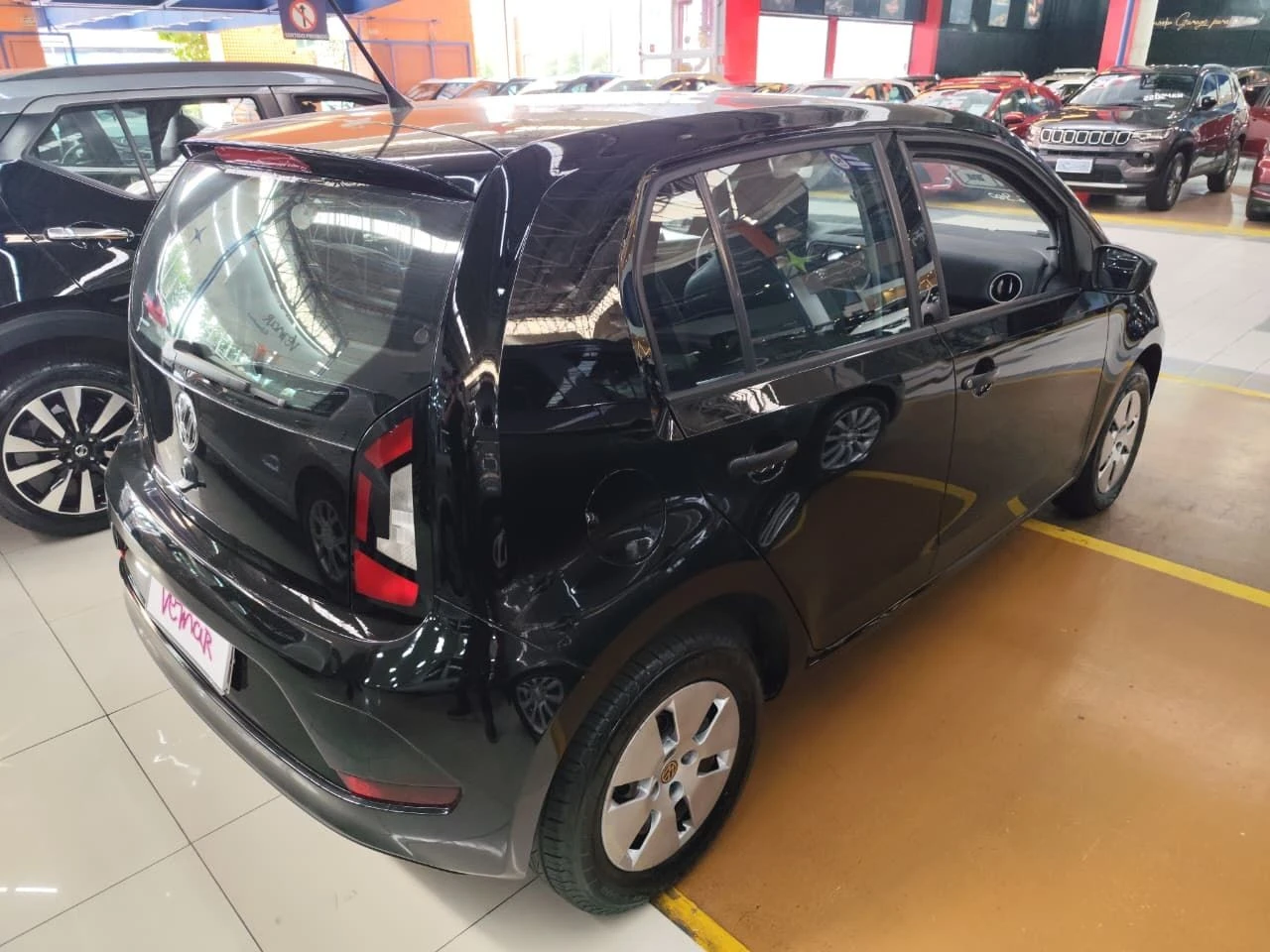 VOLKSWAGEN UP
