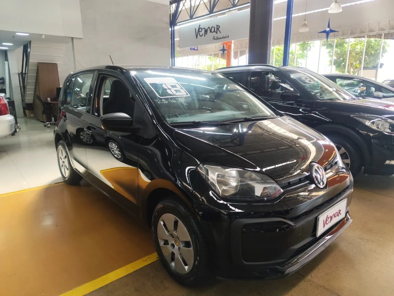 VOLKSWAGEN UP