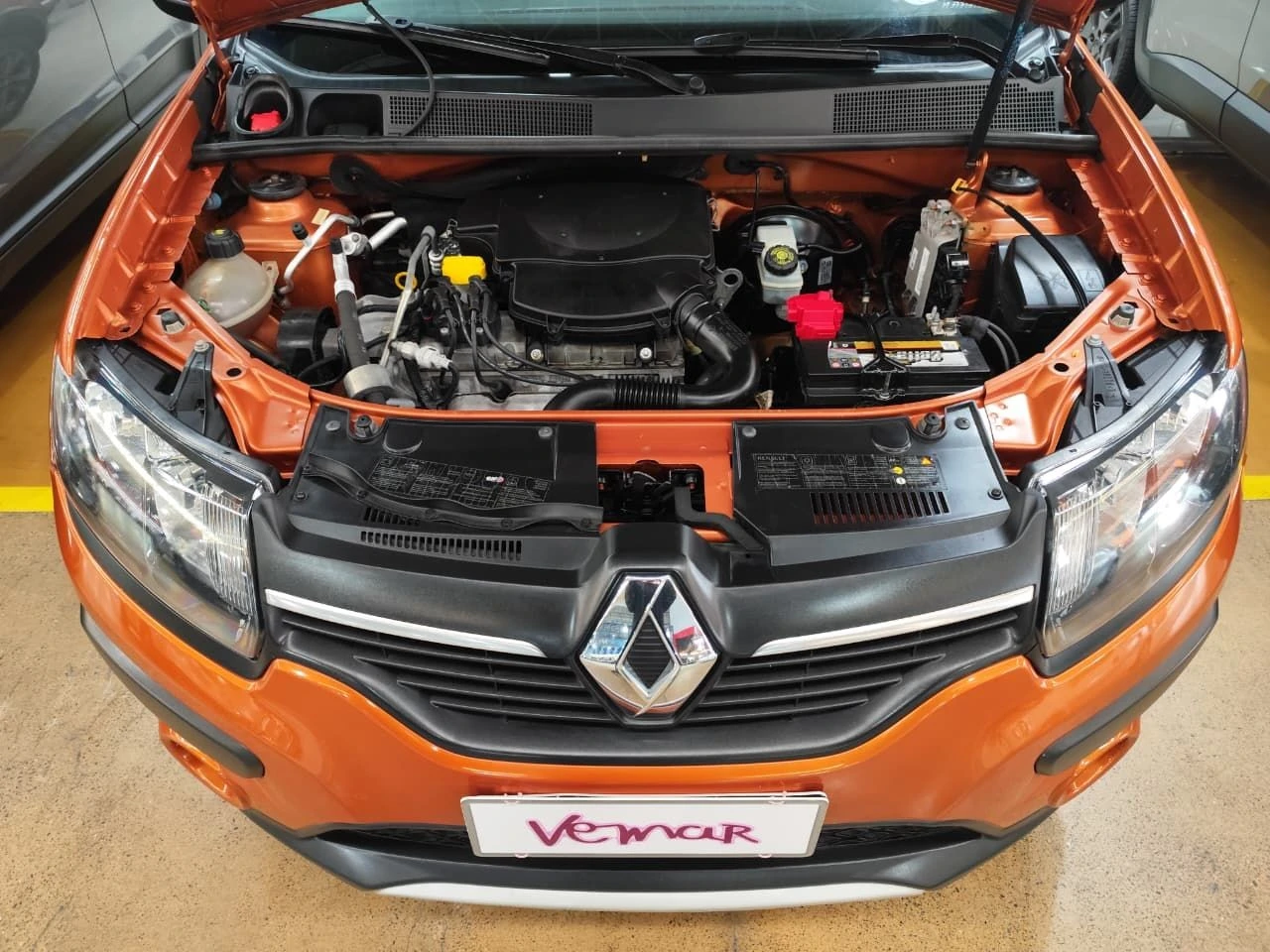 RENAULT SANDERO