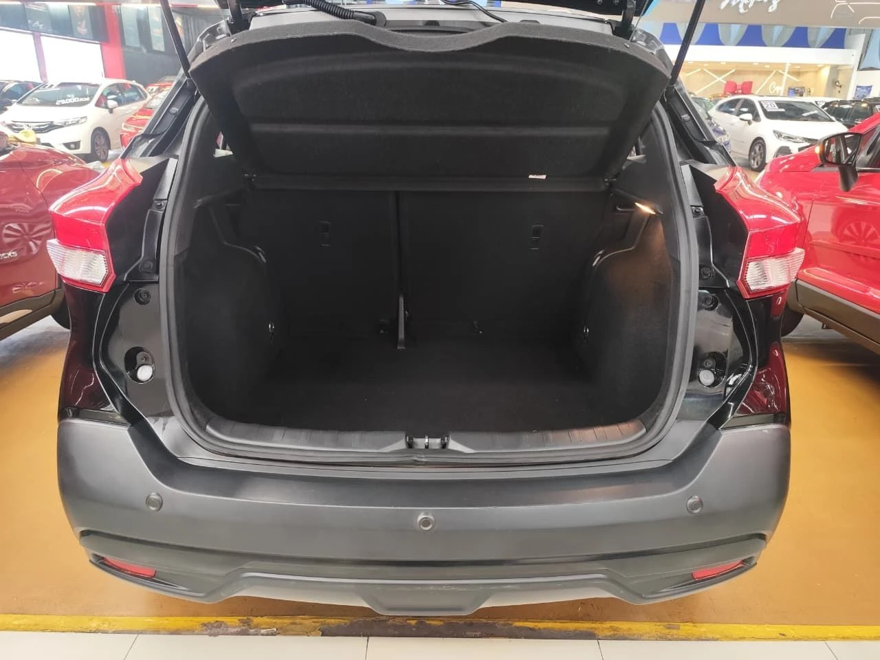 NISSAN KICKS
