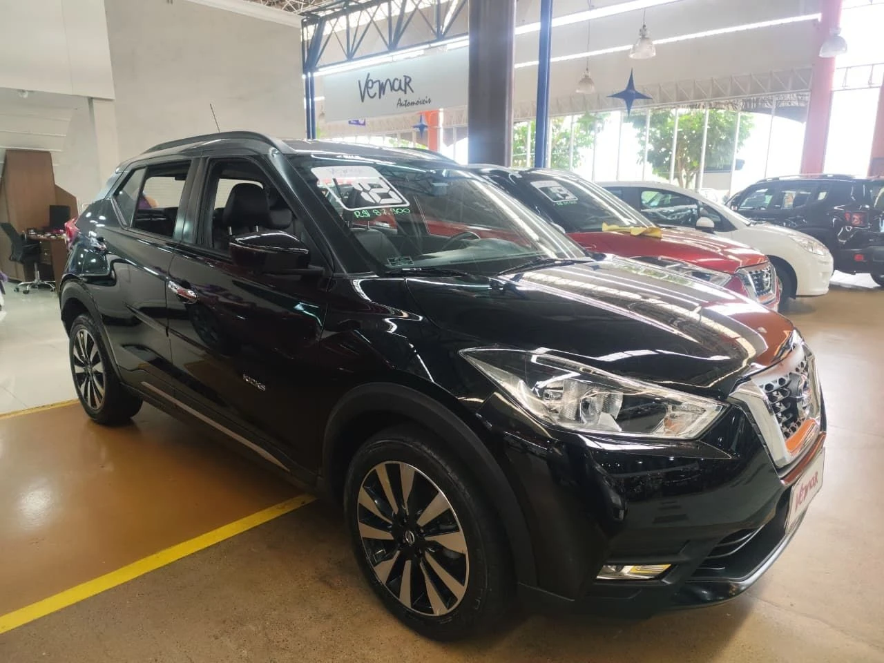 NISSAN KICKS