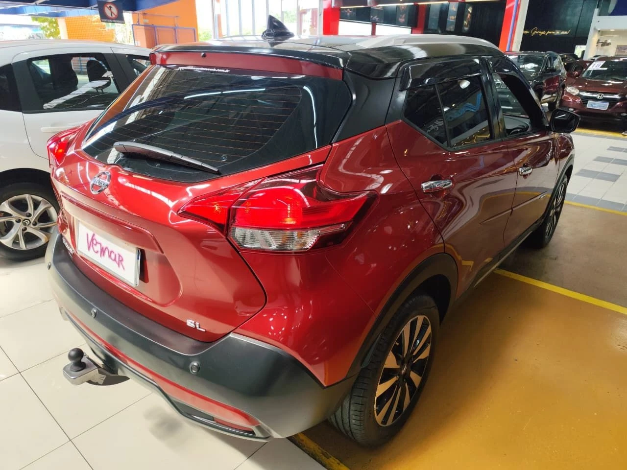 NISSAN KICKS