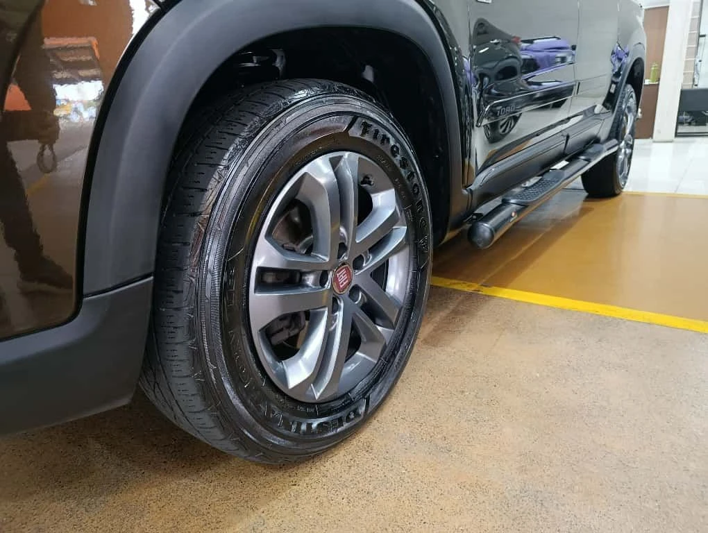 FIAT TORO