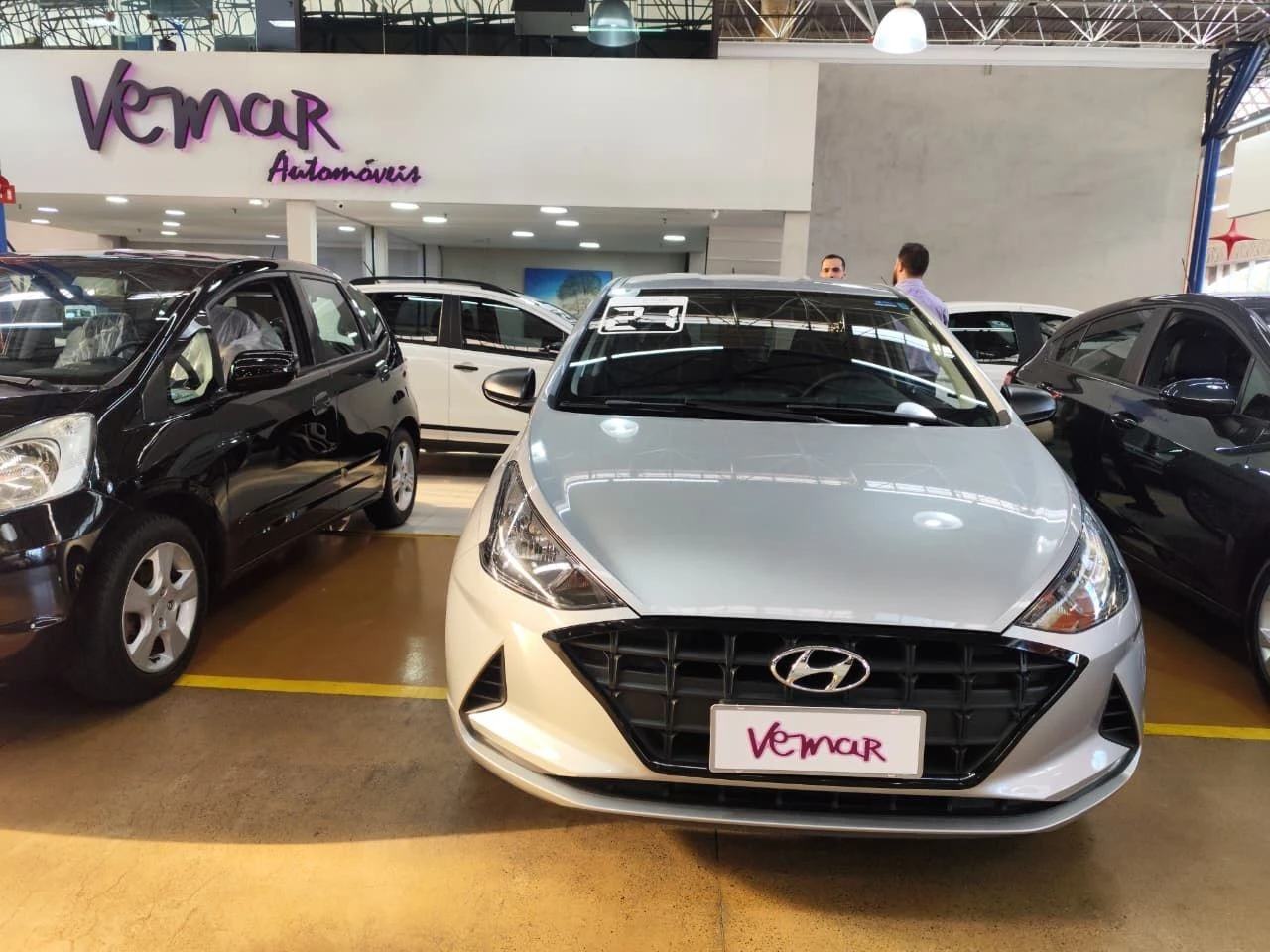 HYUNDAI HB20