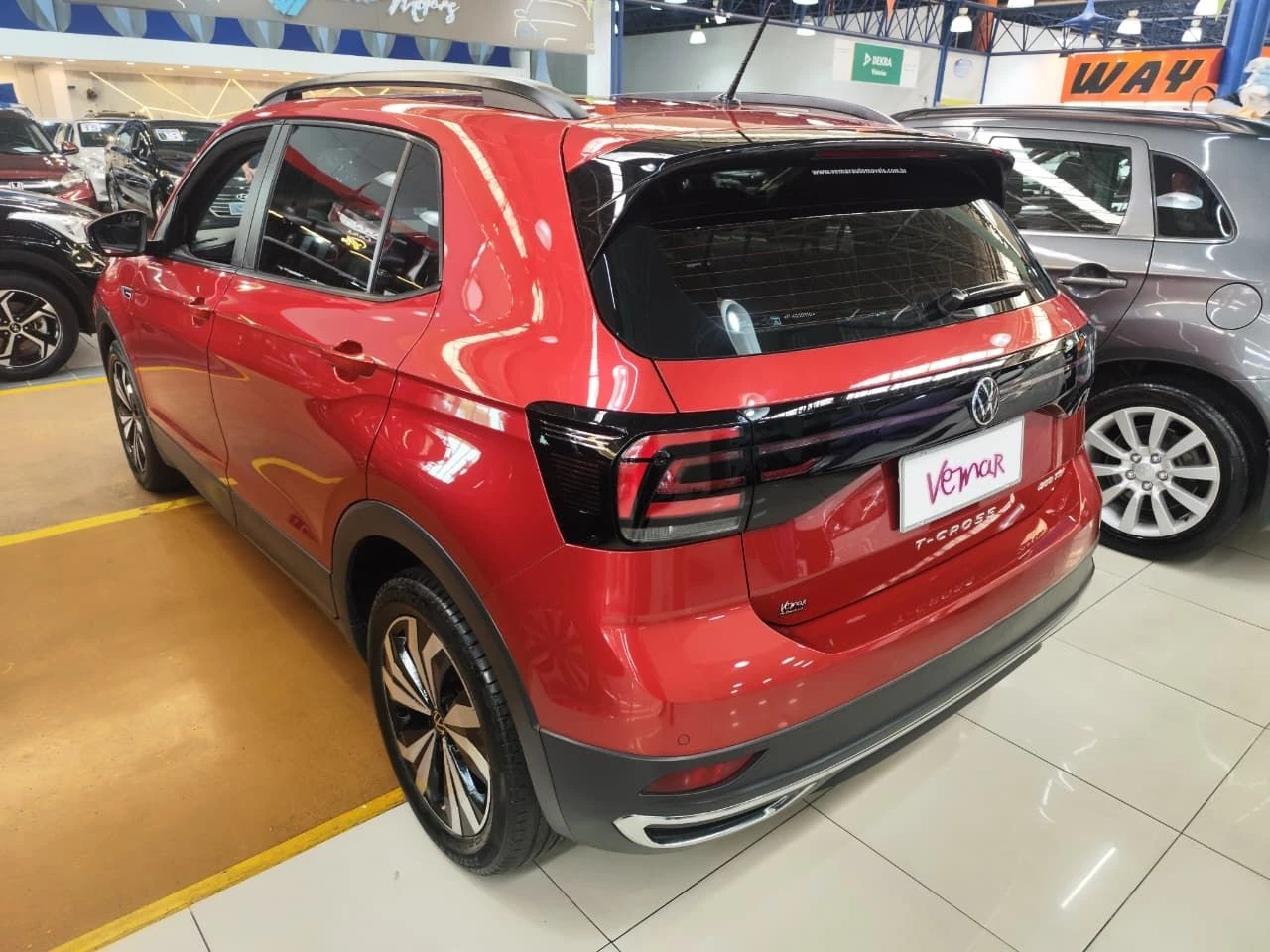 VOLKSWAGEN T-CROSS