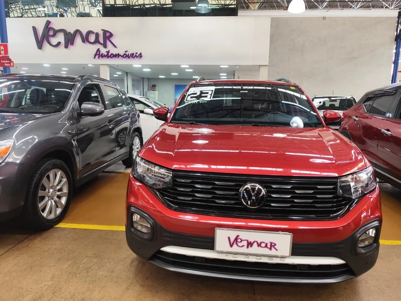VOLKSWAGEN T-CROSS
