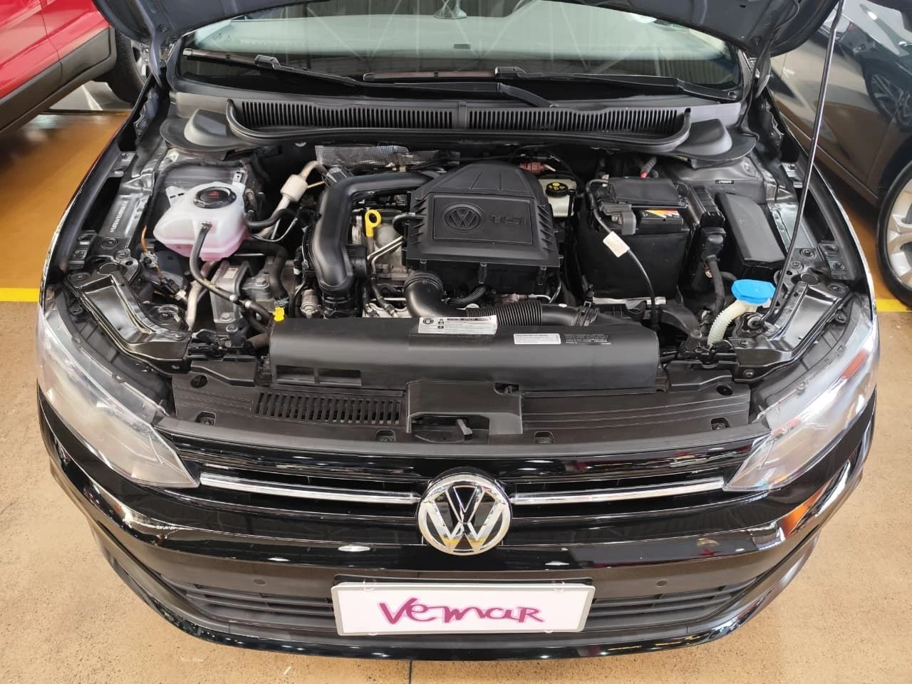 VOLKSWAGEN VIRTUS