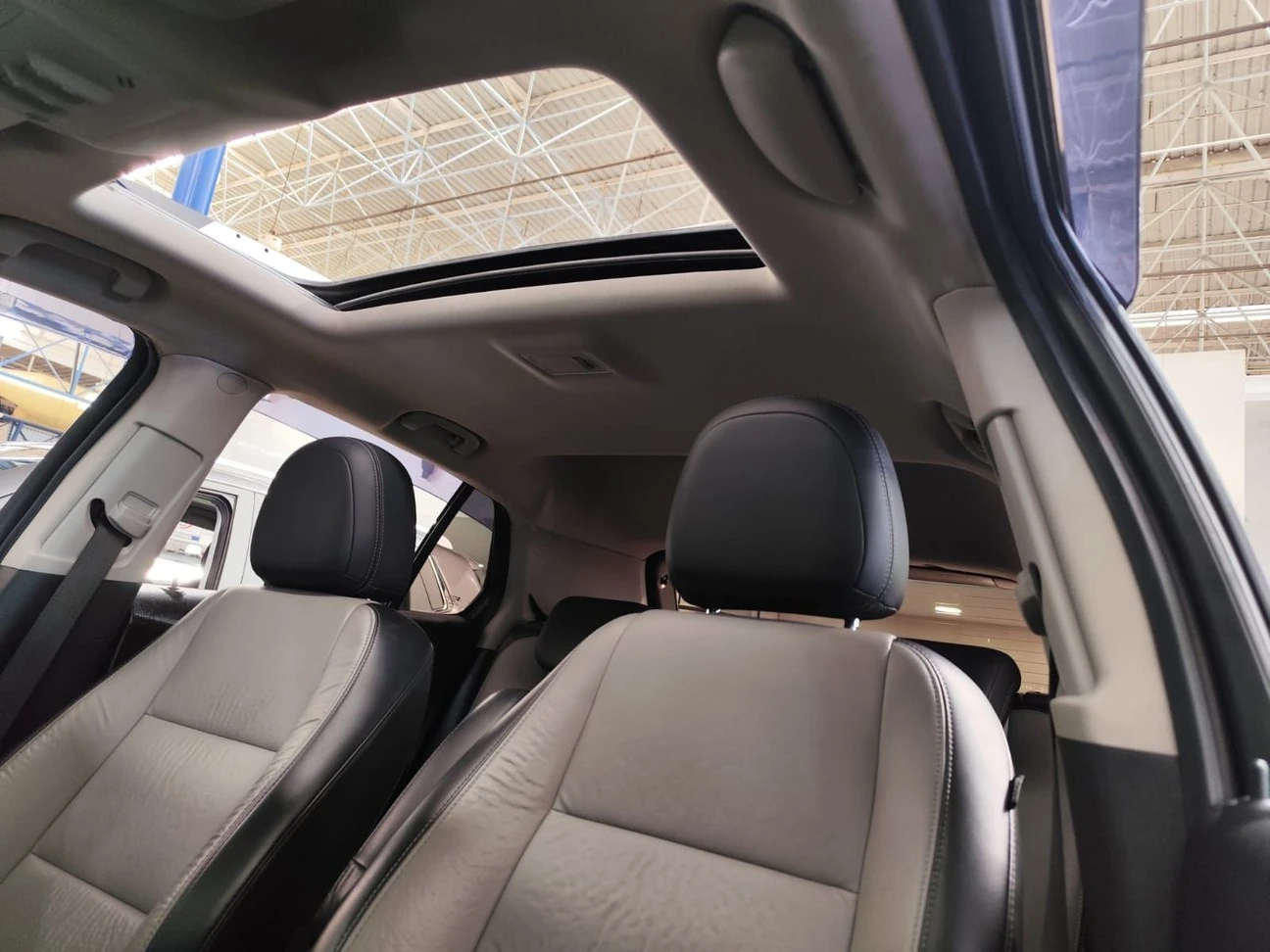 CHEVROLET TRACKER