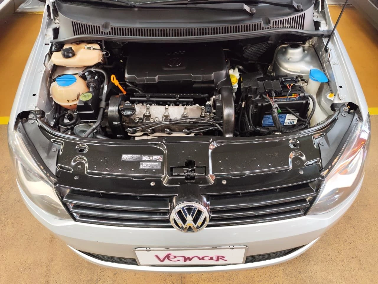 VOLKSWAGEN FOX