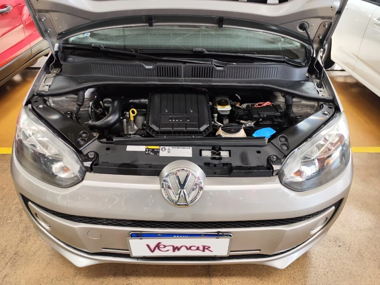 VOLKSWAGEN UP