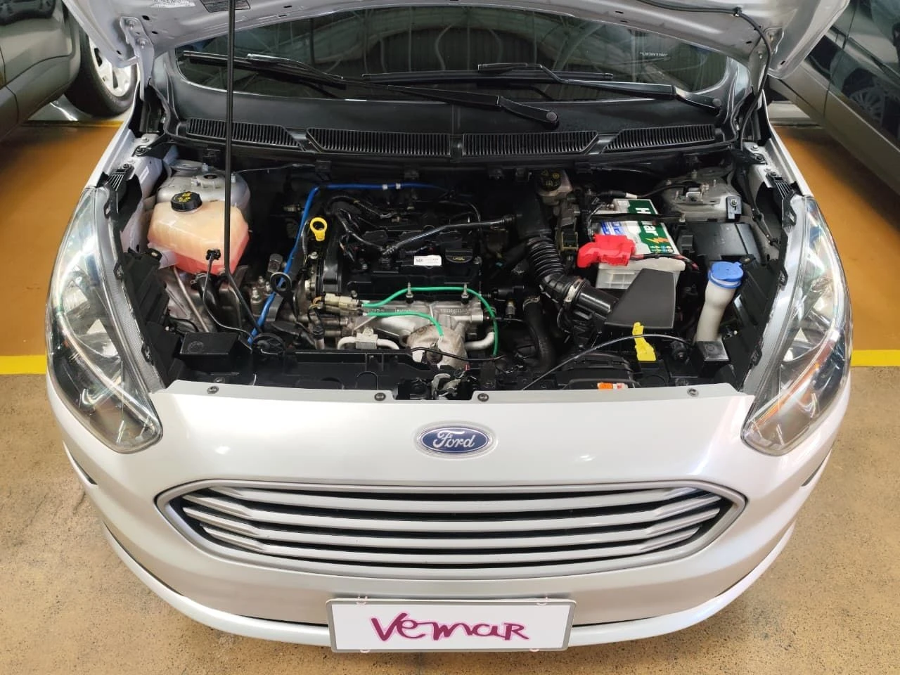 FORD KA