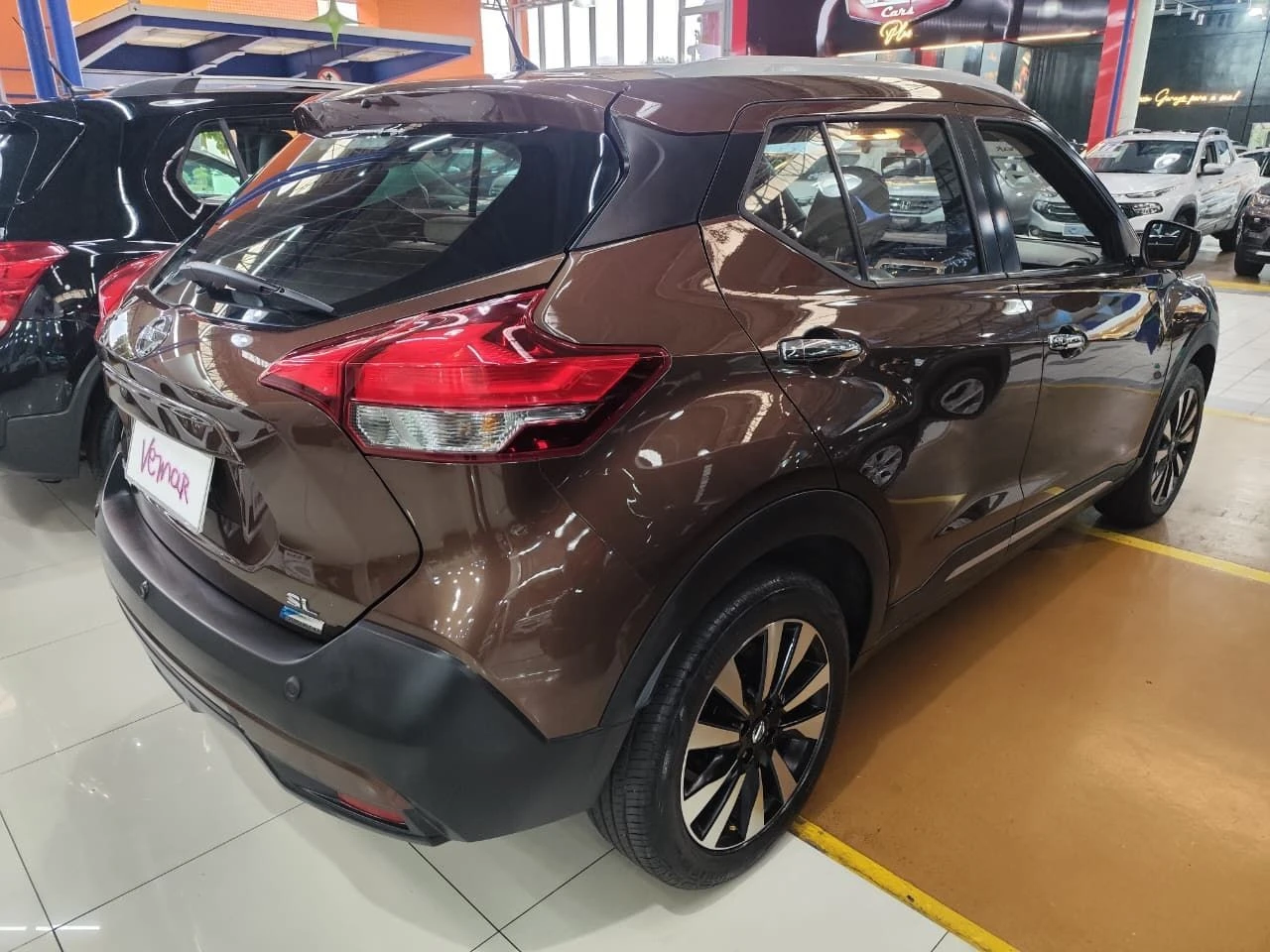 NISSAN KICKS