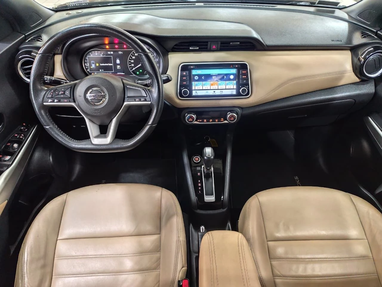 NISSAN KICKS