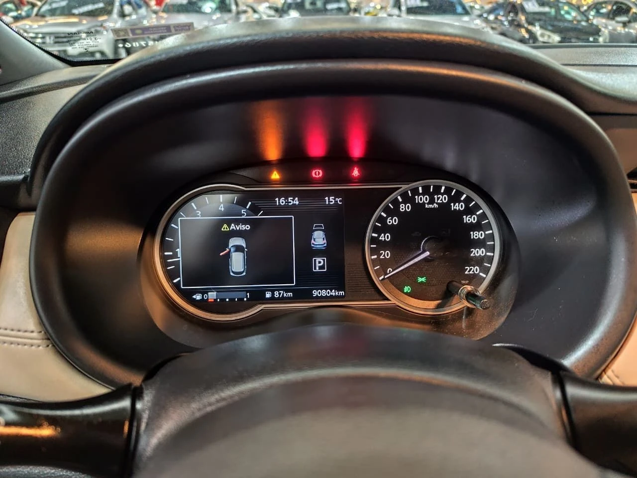NISSAN KICKS
