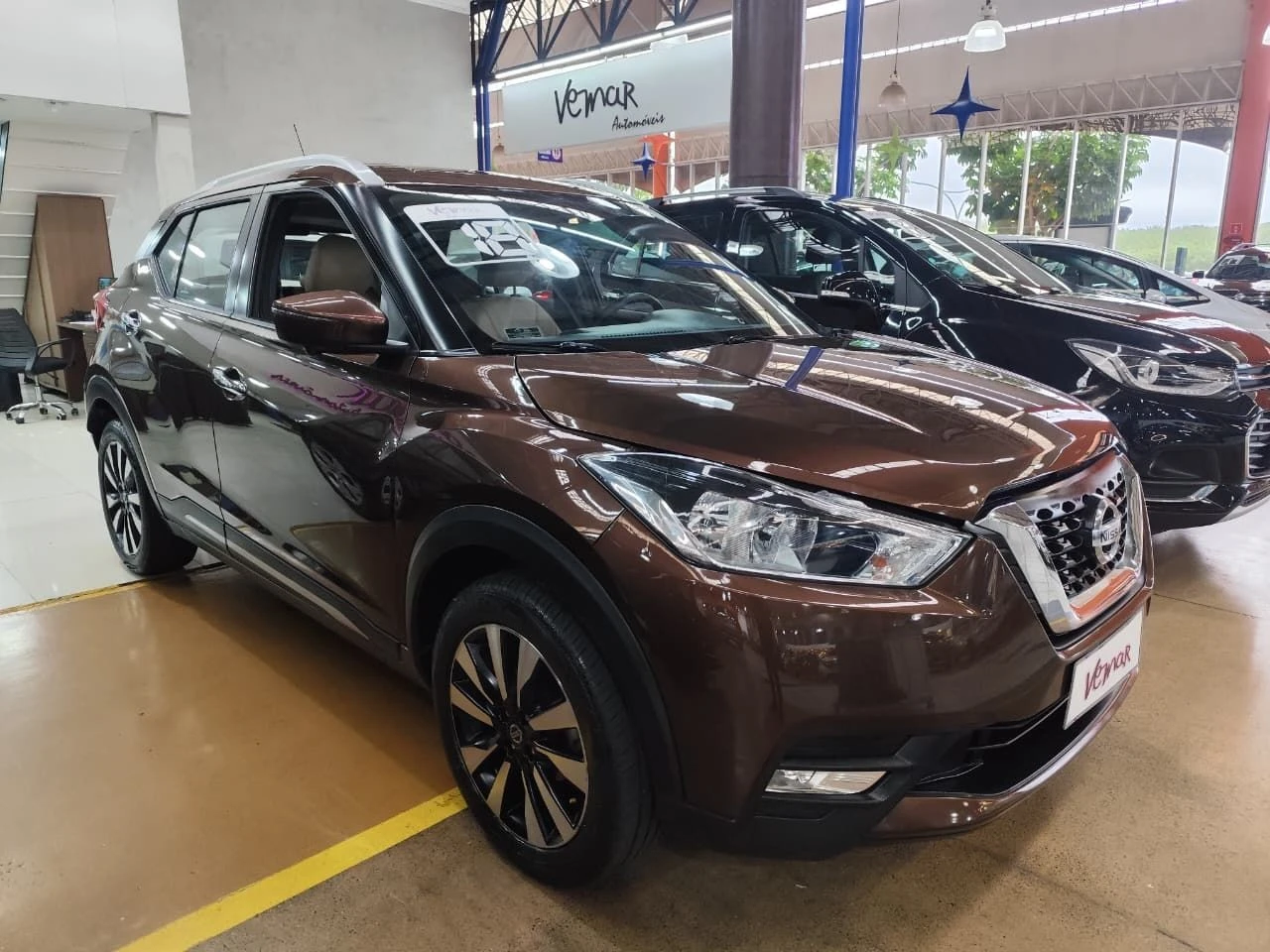 NISSAN KICKS