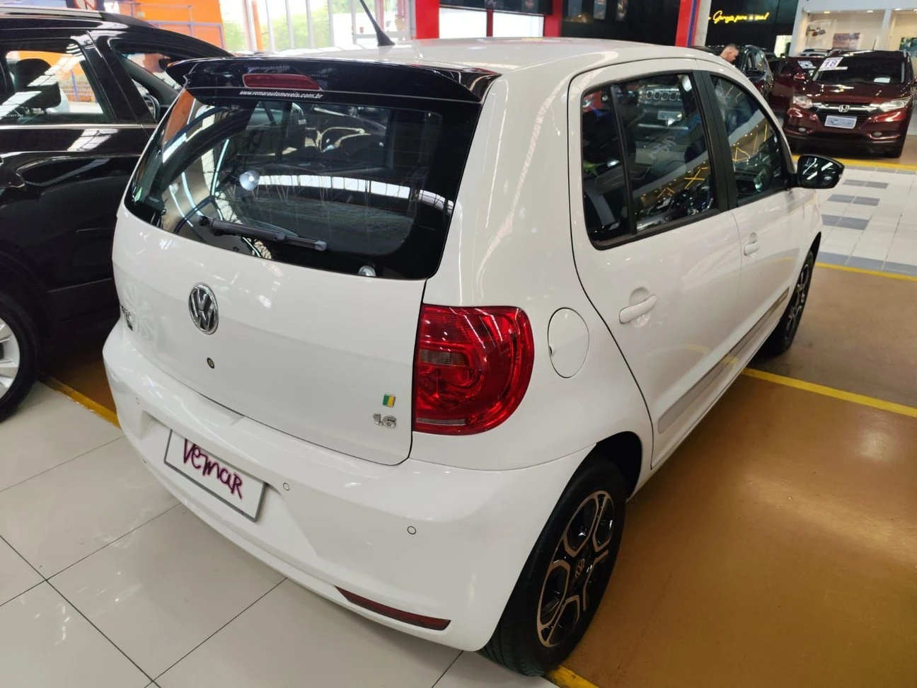 VOLKSWAGEN FOX