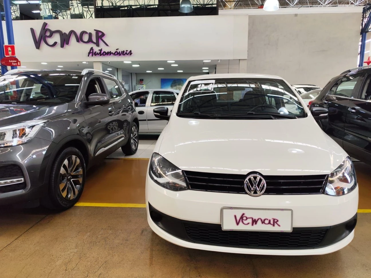 VOLKSWAGEN FOX