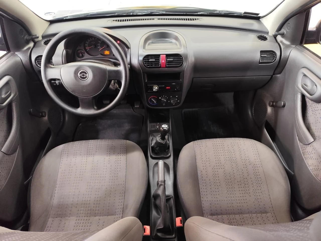 CHEVROLET CORSA
