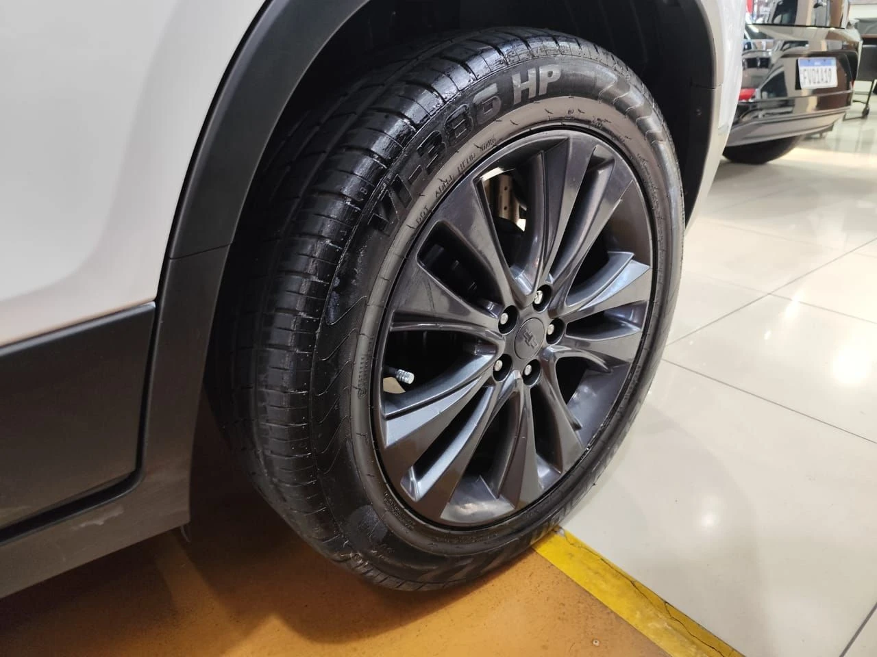 CHEVROLET TRACKER