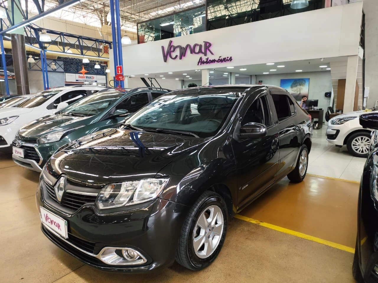 RENAULT LOGAN