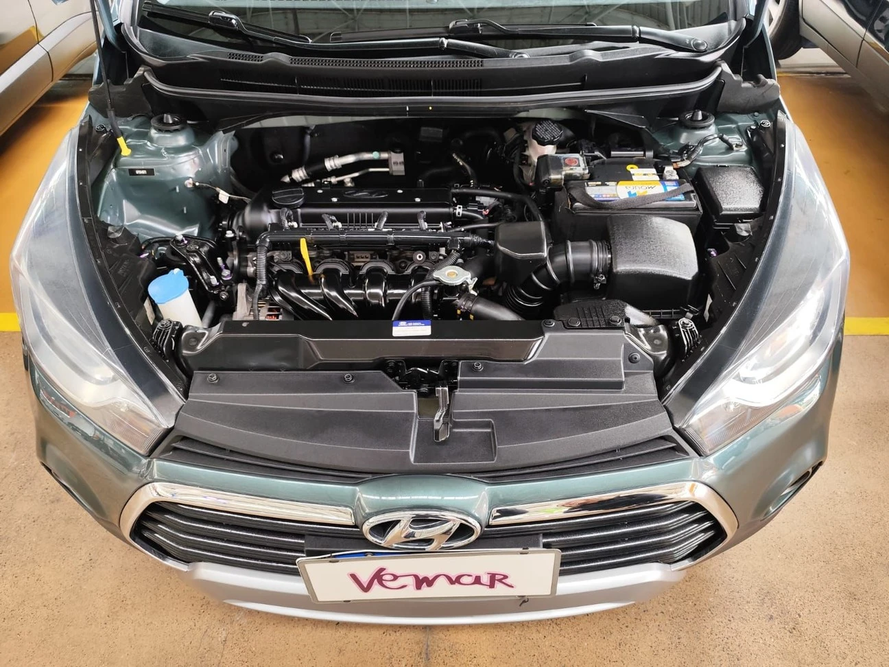 HYUNDAI HB20X