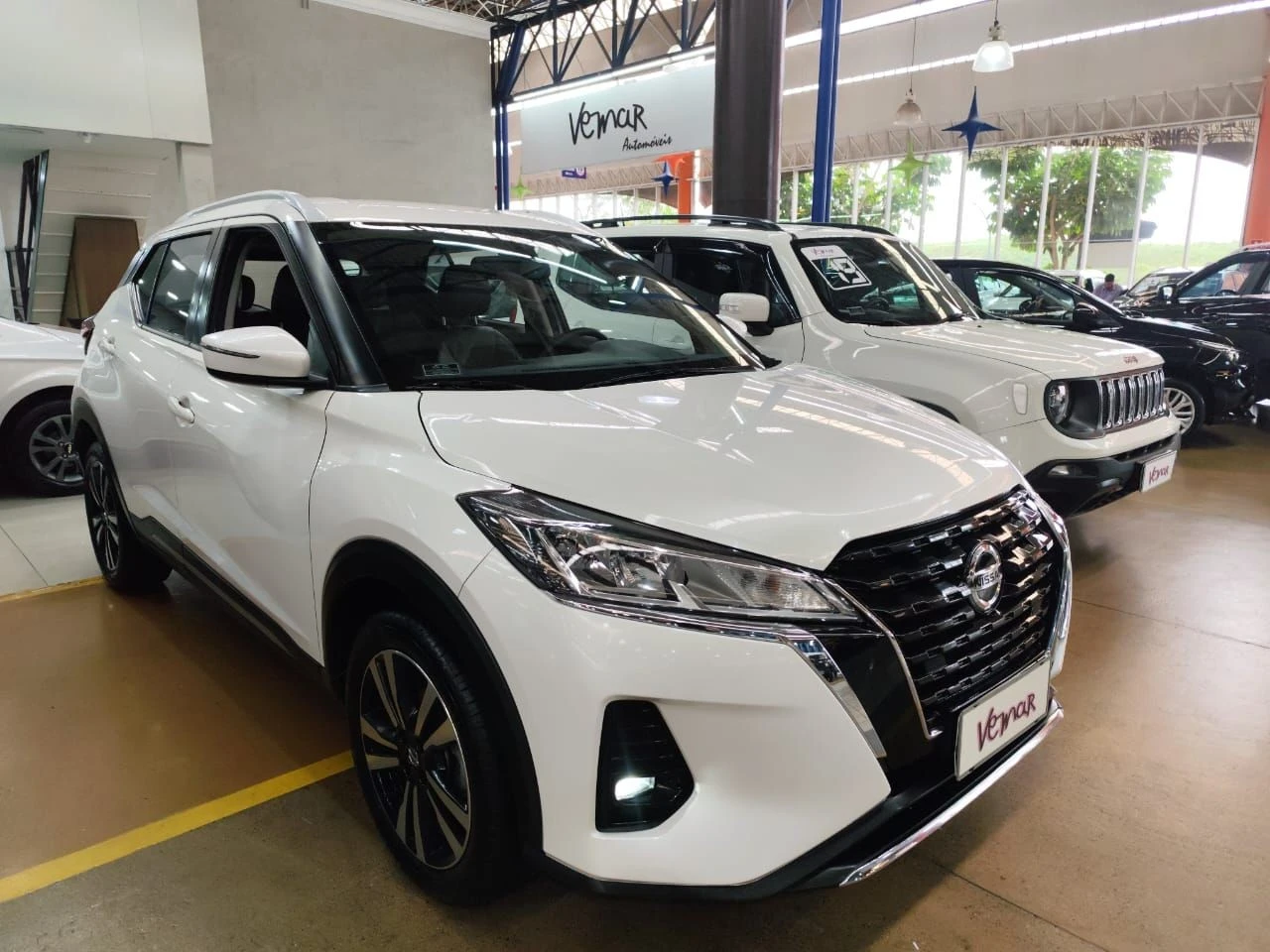 NISSAN KICKS