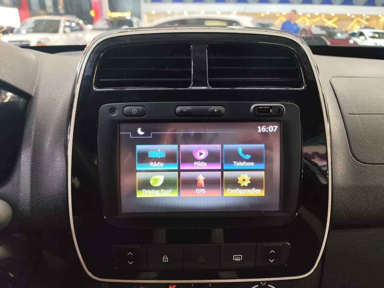 RENAULT KWID