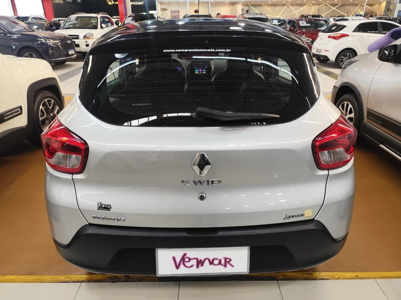 RENAULT KWID