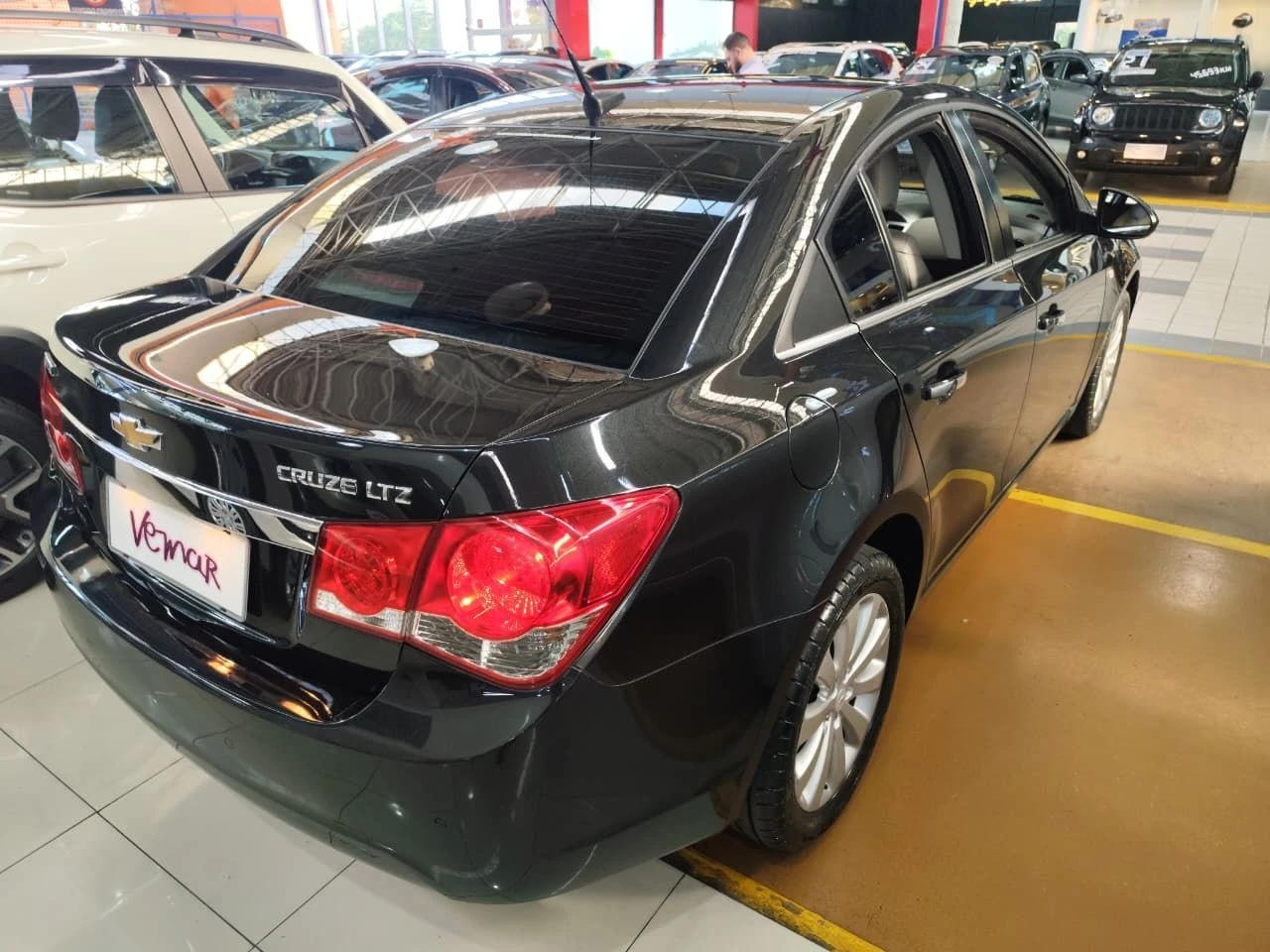 CHEVROLET CRUZE