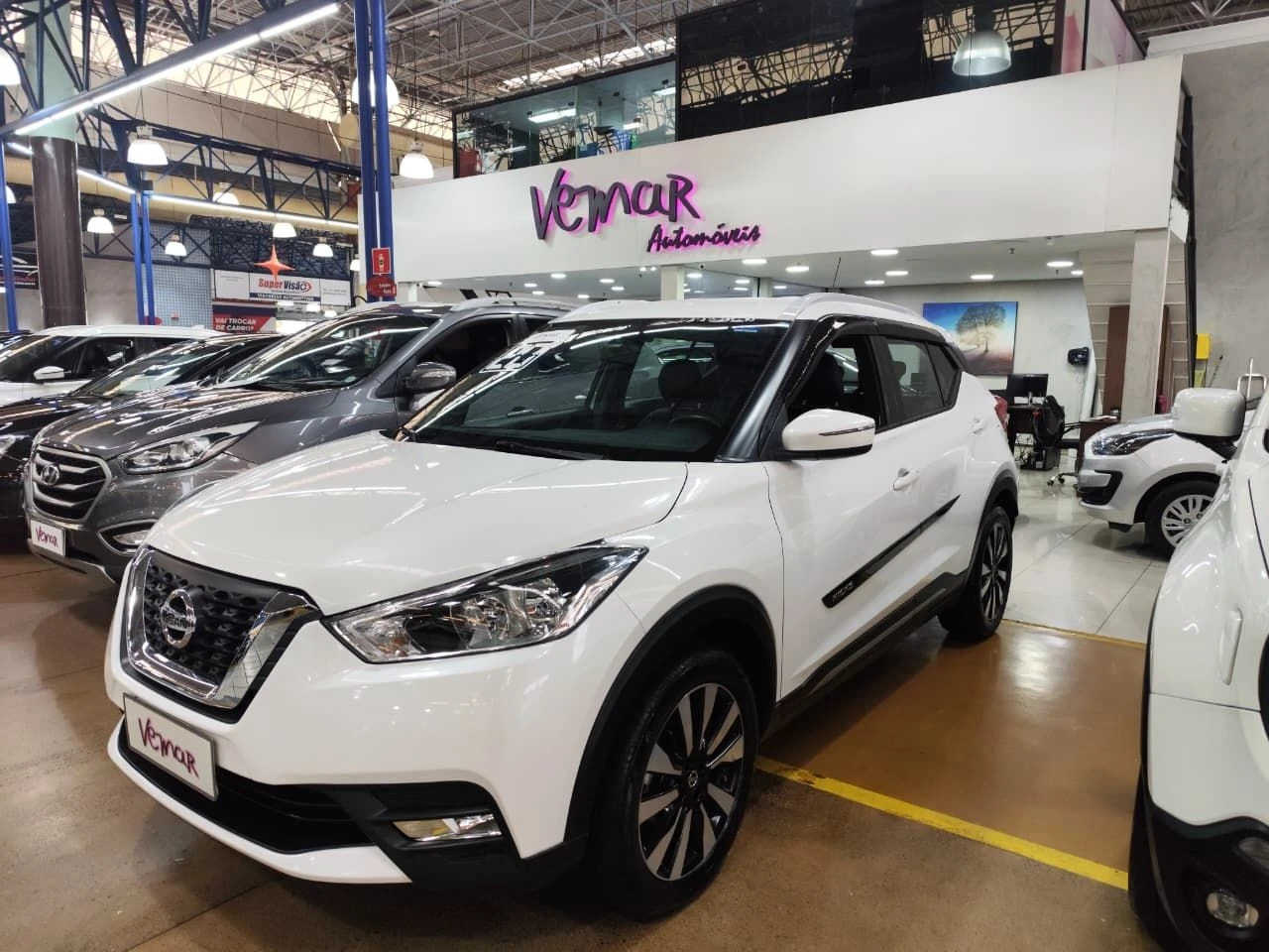 NISSAN KICKS