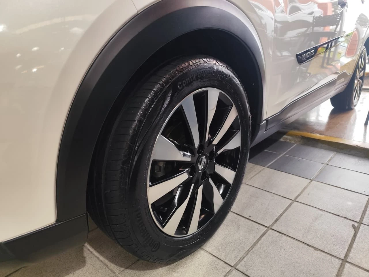 NISSAN KICKS