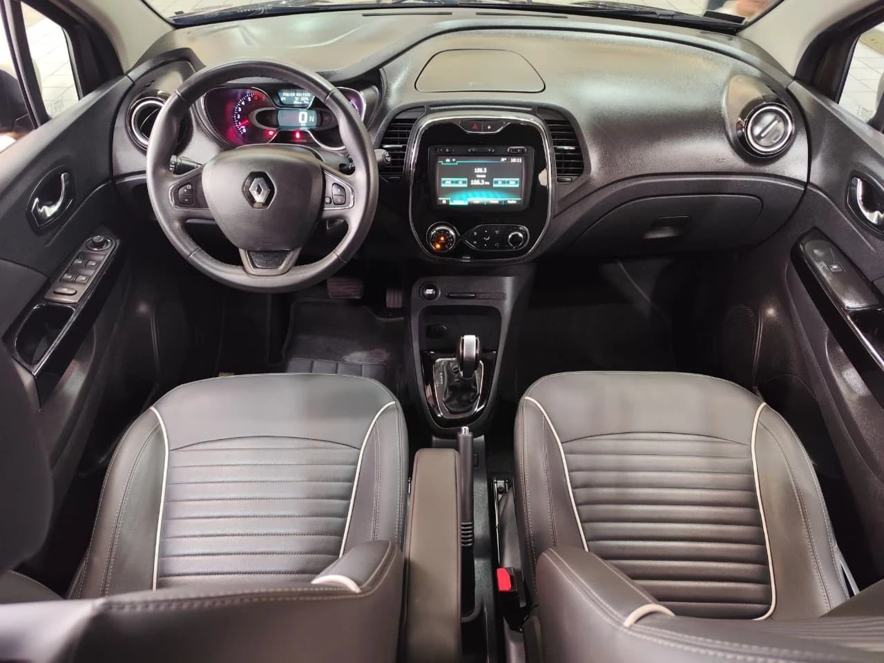 RENAULT CAPTUR