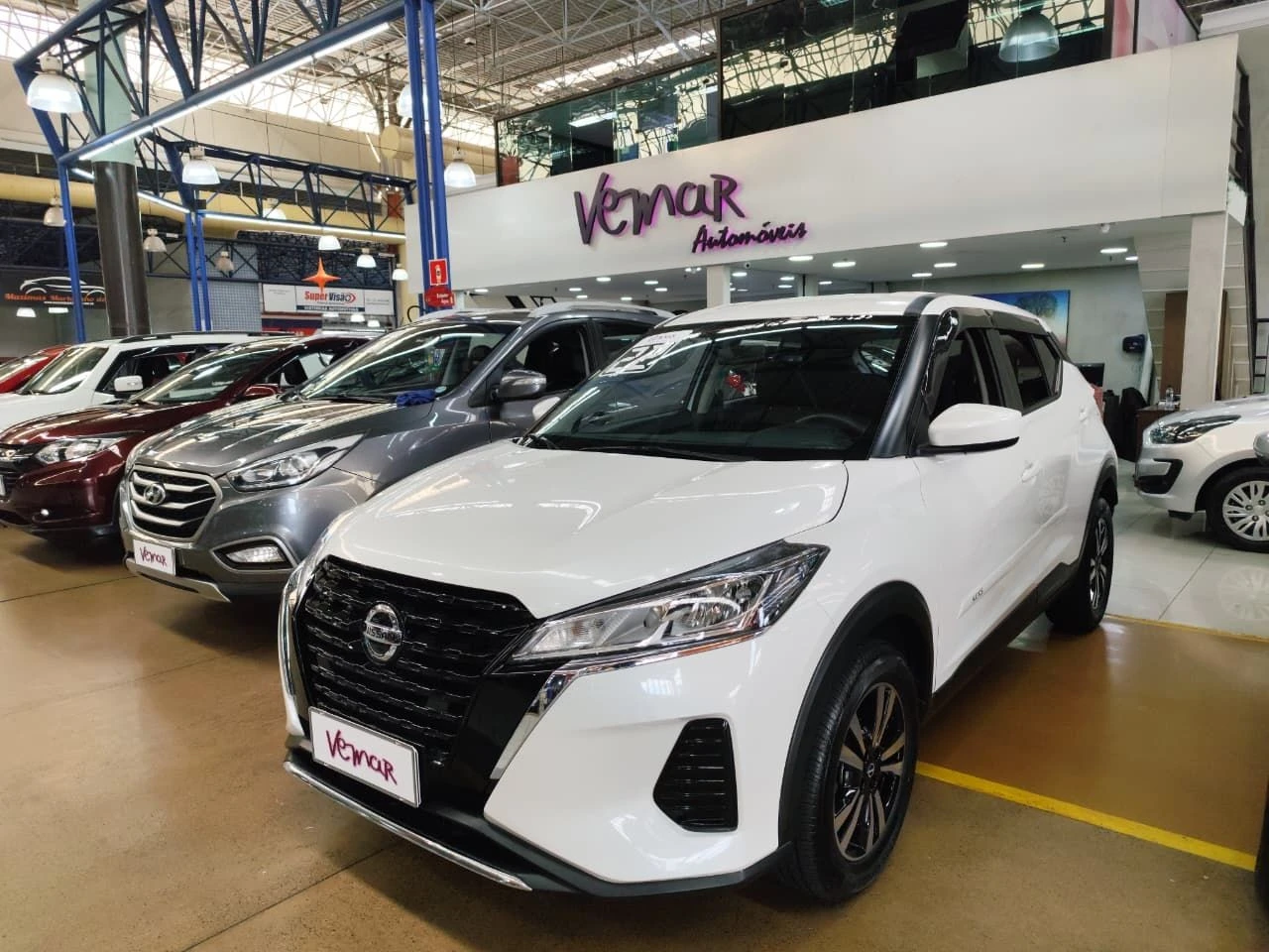NISSAN KICKS
