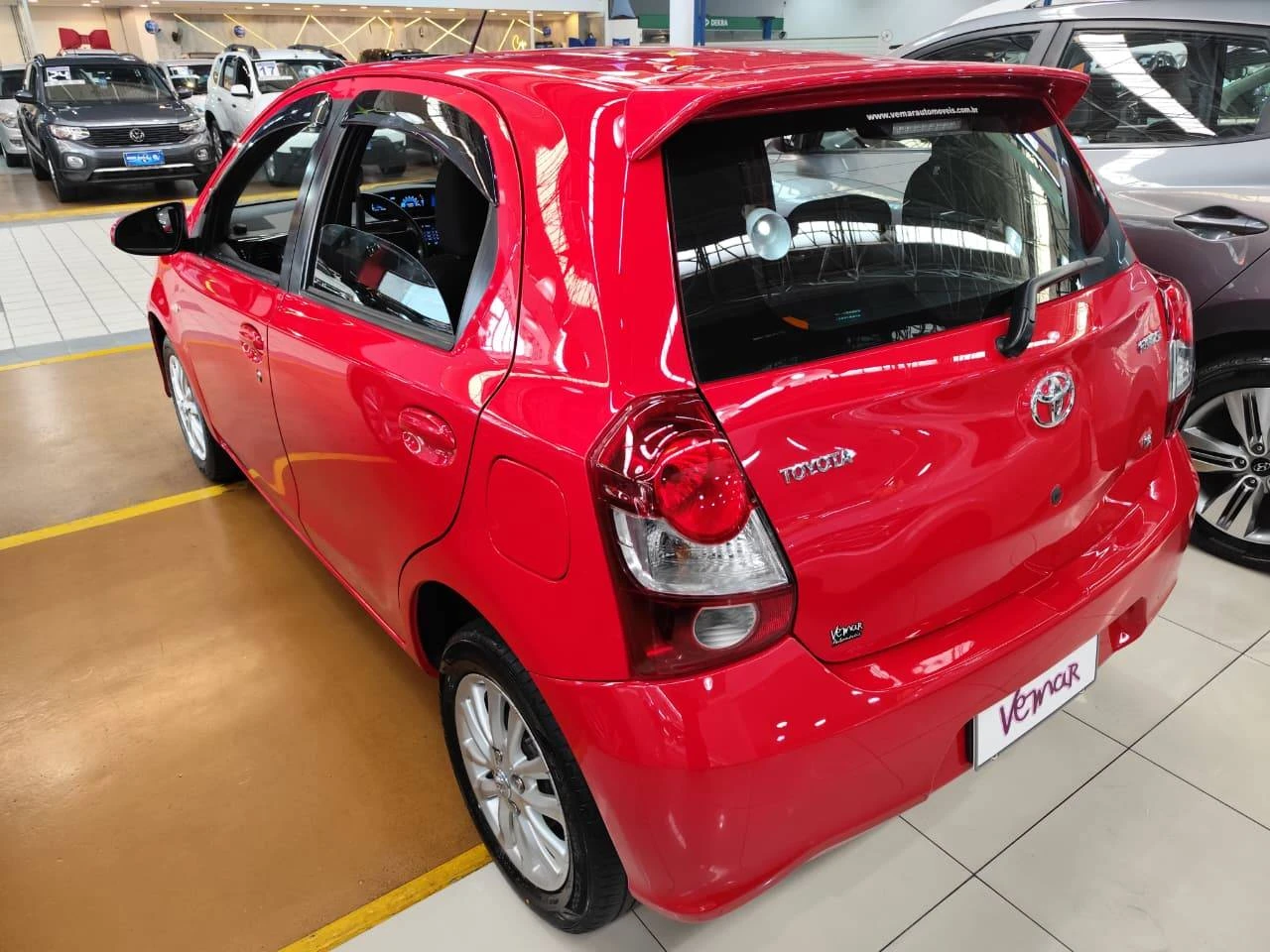 TOYOTA ETIOS