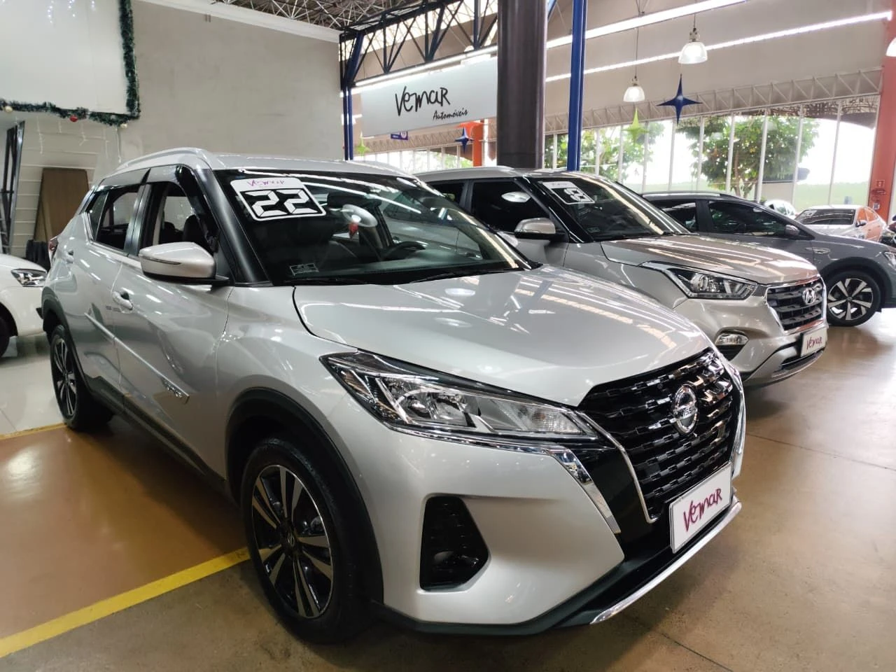 NISSAN KICKS