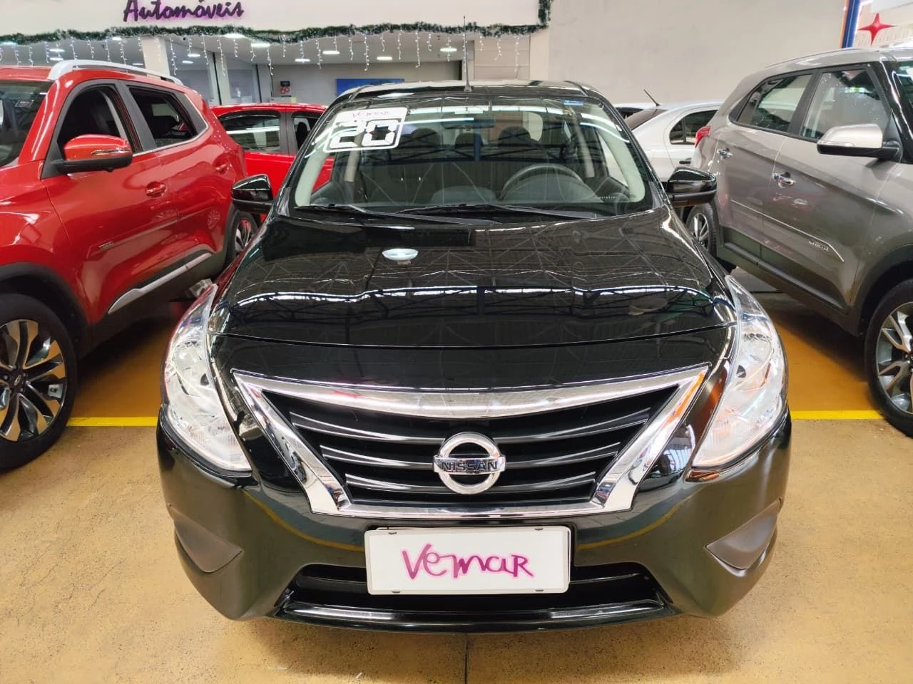 NISSAN VERSA
