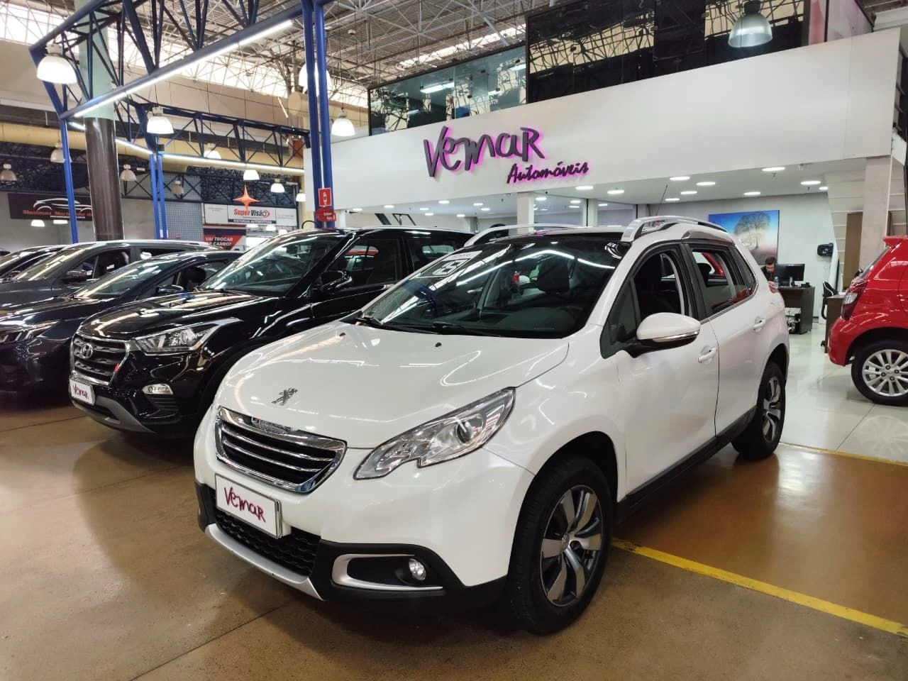 PEUGEOT 2008