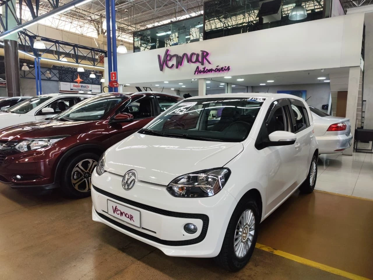 VOLKSWAGEN UP