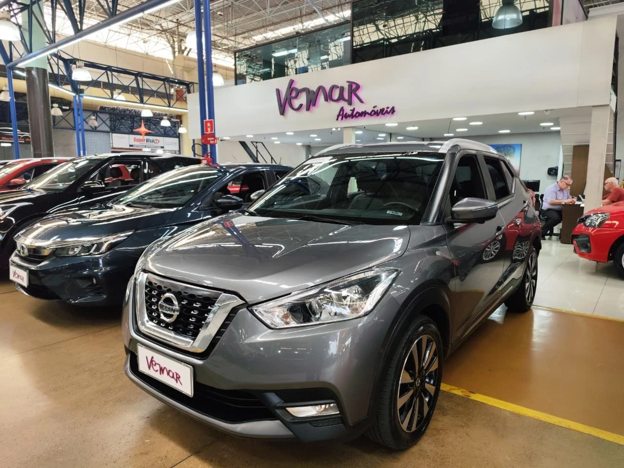 NISSAN KICKS