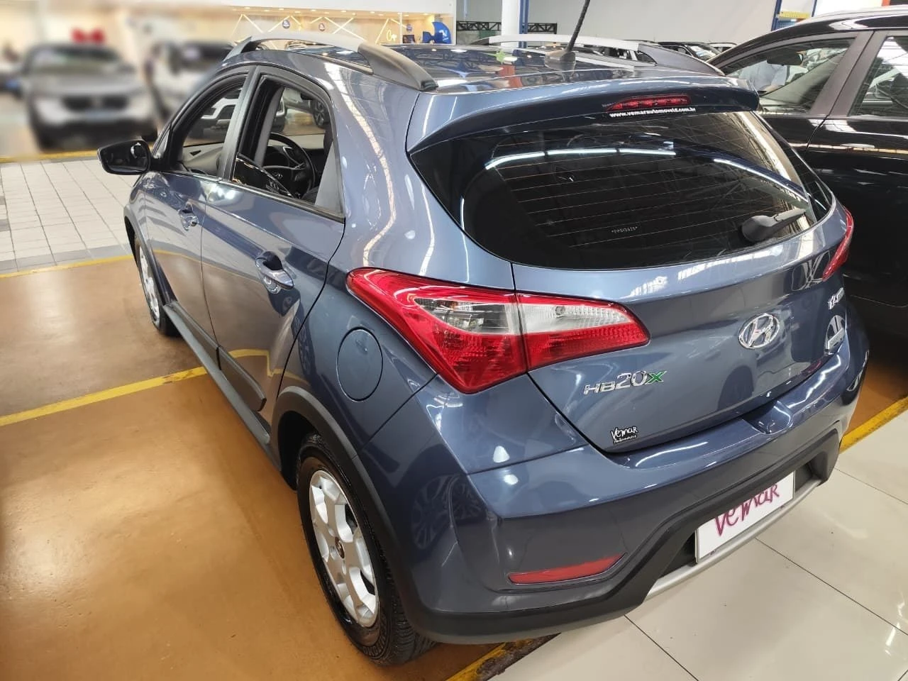 HYUNDAI HB20X