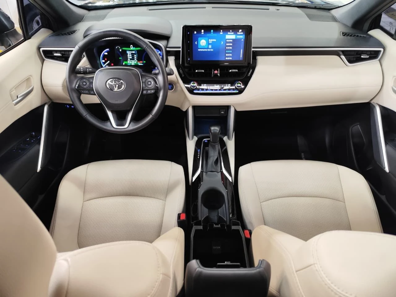 TOYOTA COROLLA CROSS