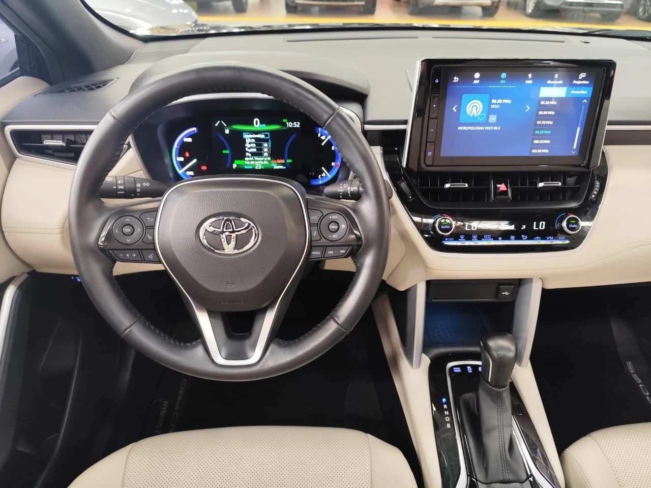 TOYOTA COROLLA CROSS