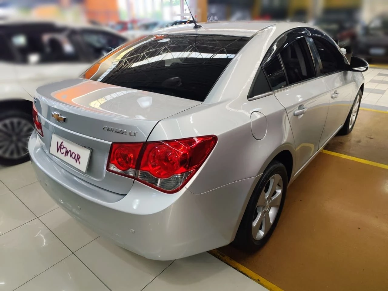 CHEVROLET CRUZE