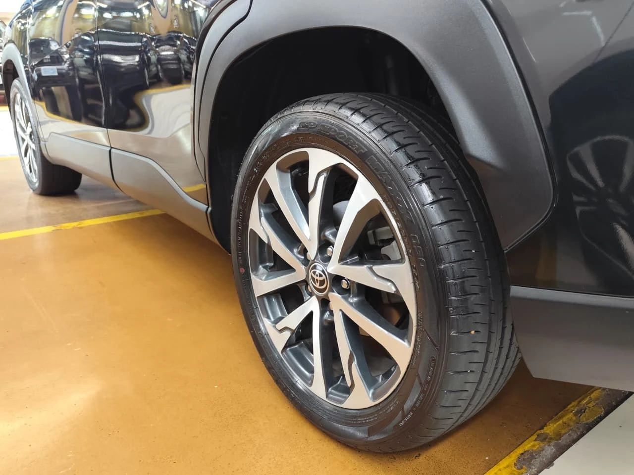 TOYOTA COROLLA CROSS