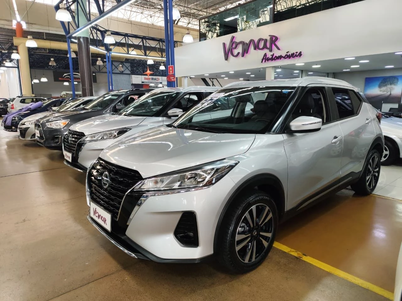 NISSAN KICKS