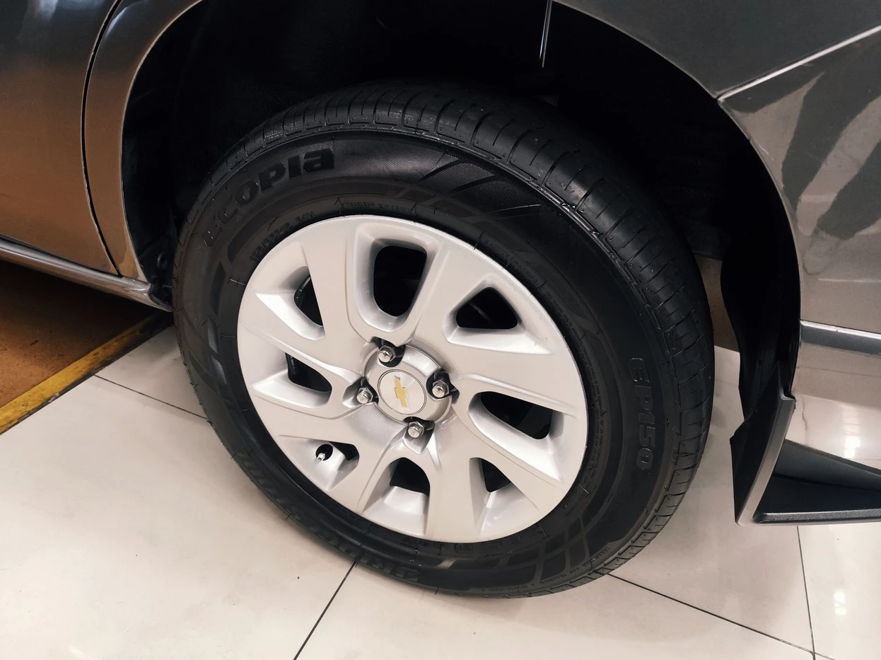 CHEVROLET SPIN