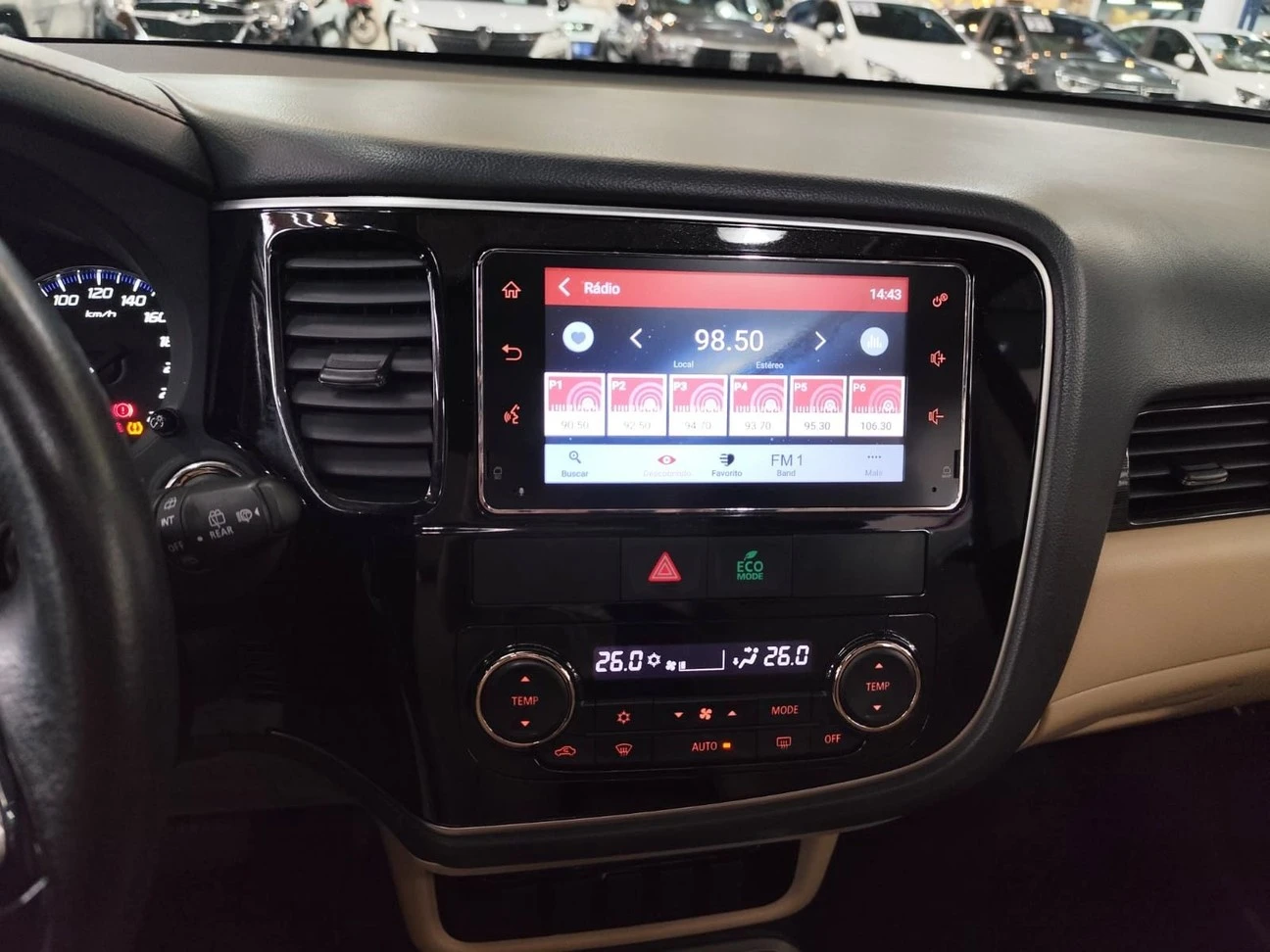 MITSUBISHI OUTLANDER