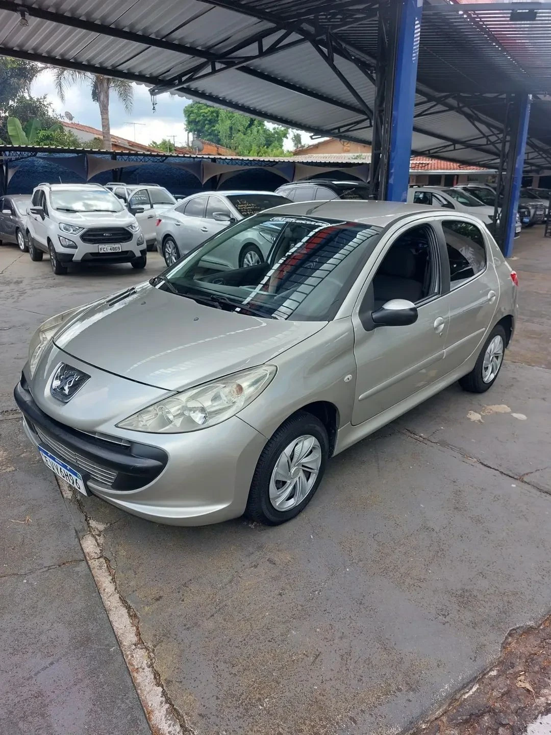 PEUGEOT 207
