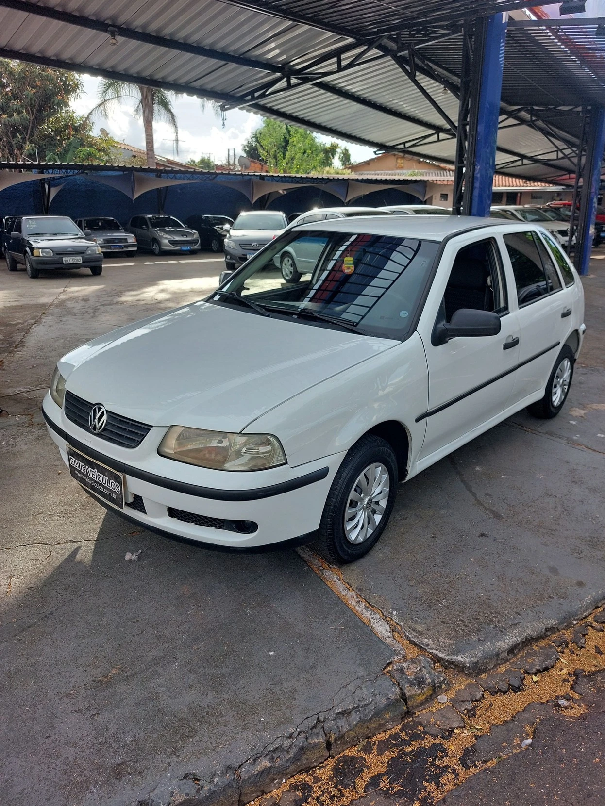 VOLKSWAGEN GOL