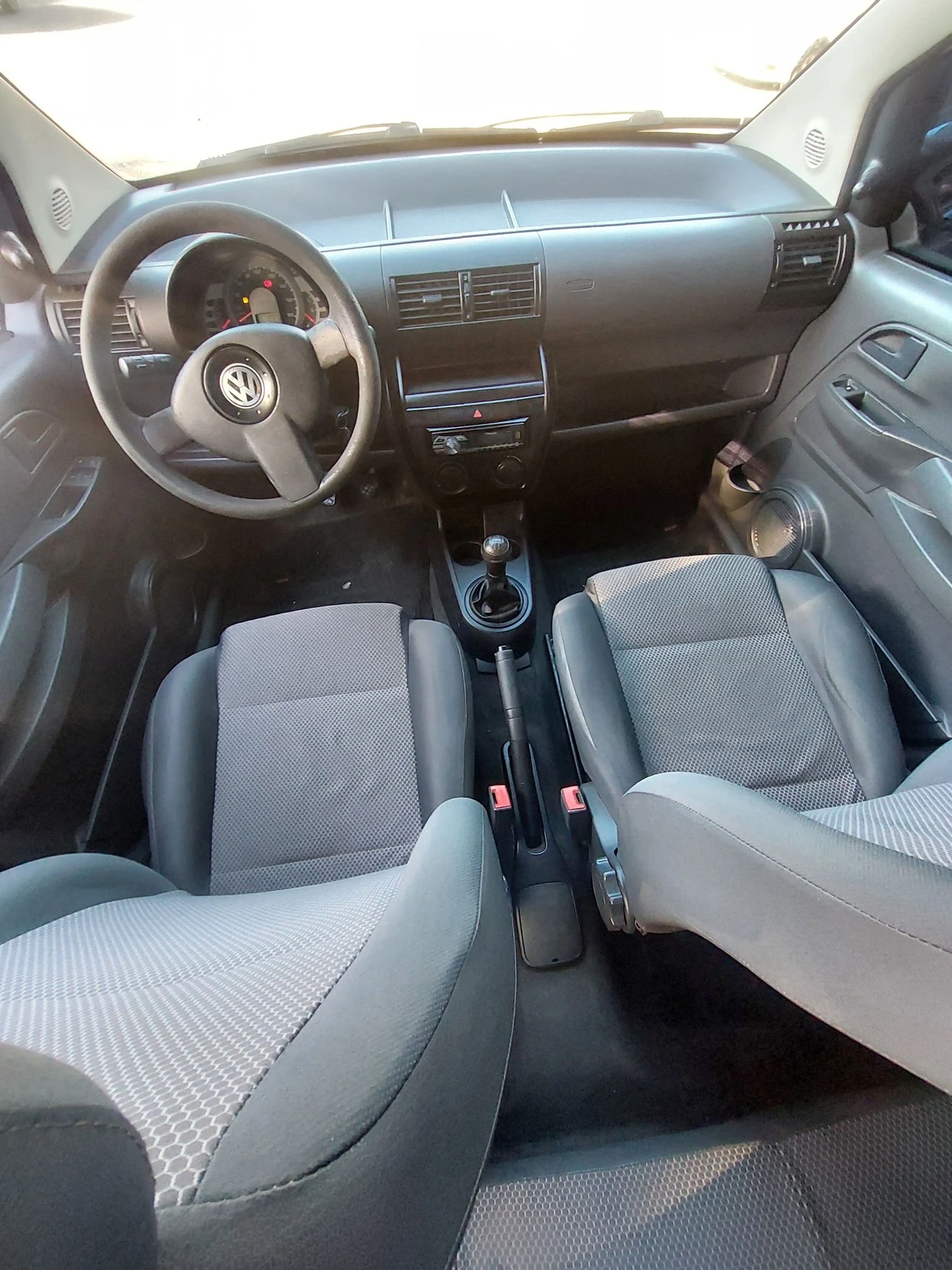 VOLKSWAGEN FOX